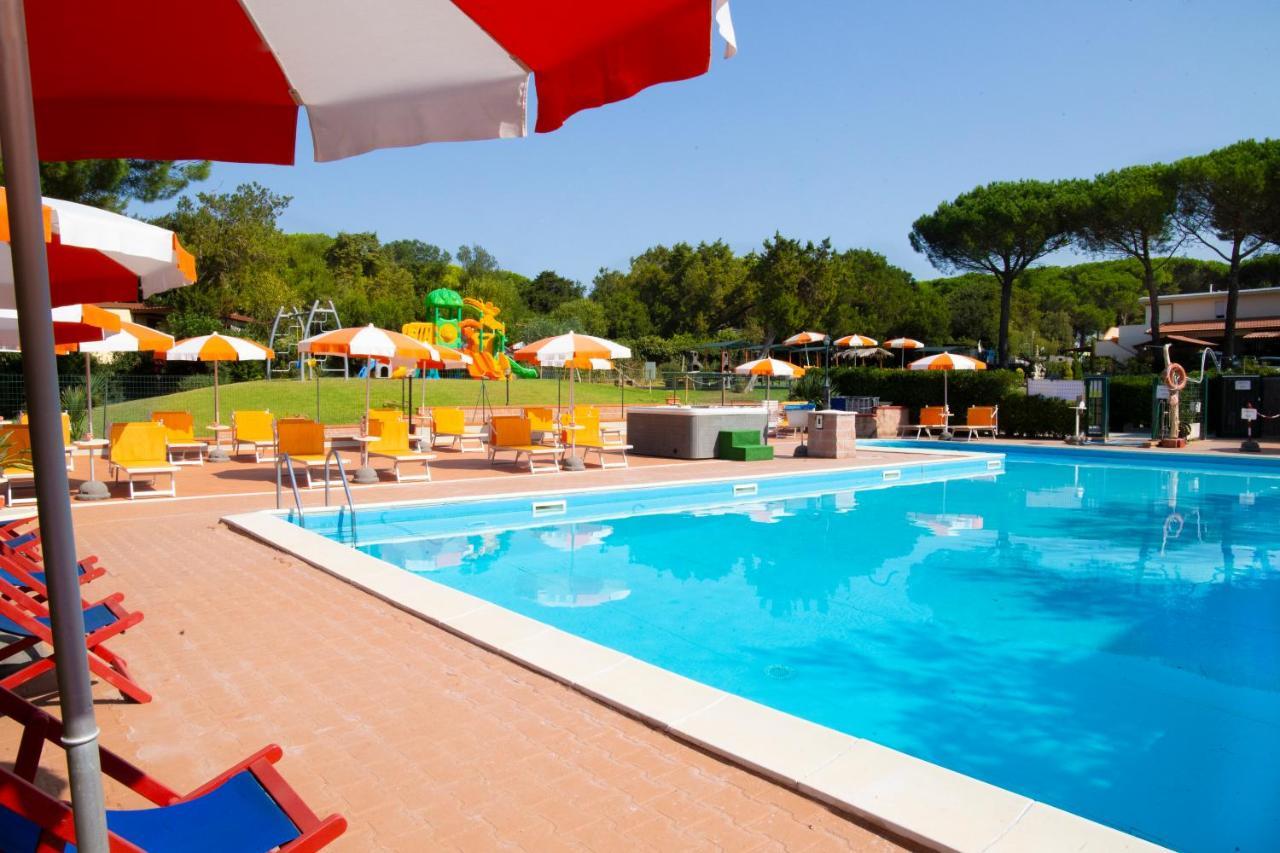 Residence Le Rose Marina Di Bibbona Exterior photo
