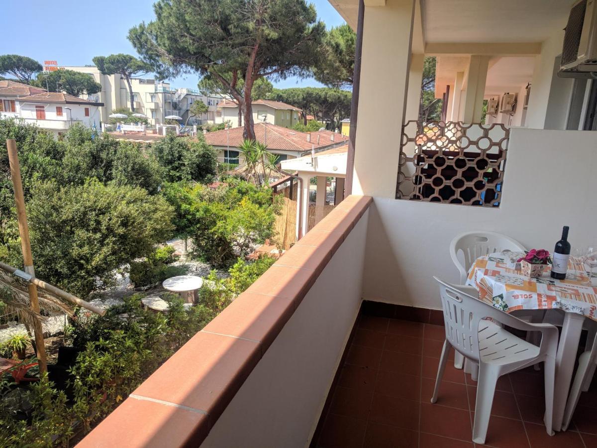 Residence Le Rose Marina Di Bibbona Exterior photo