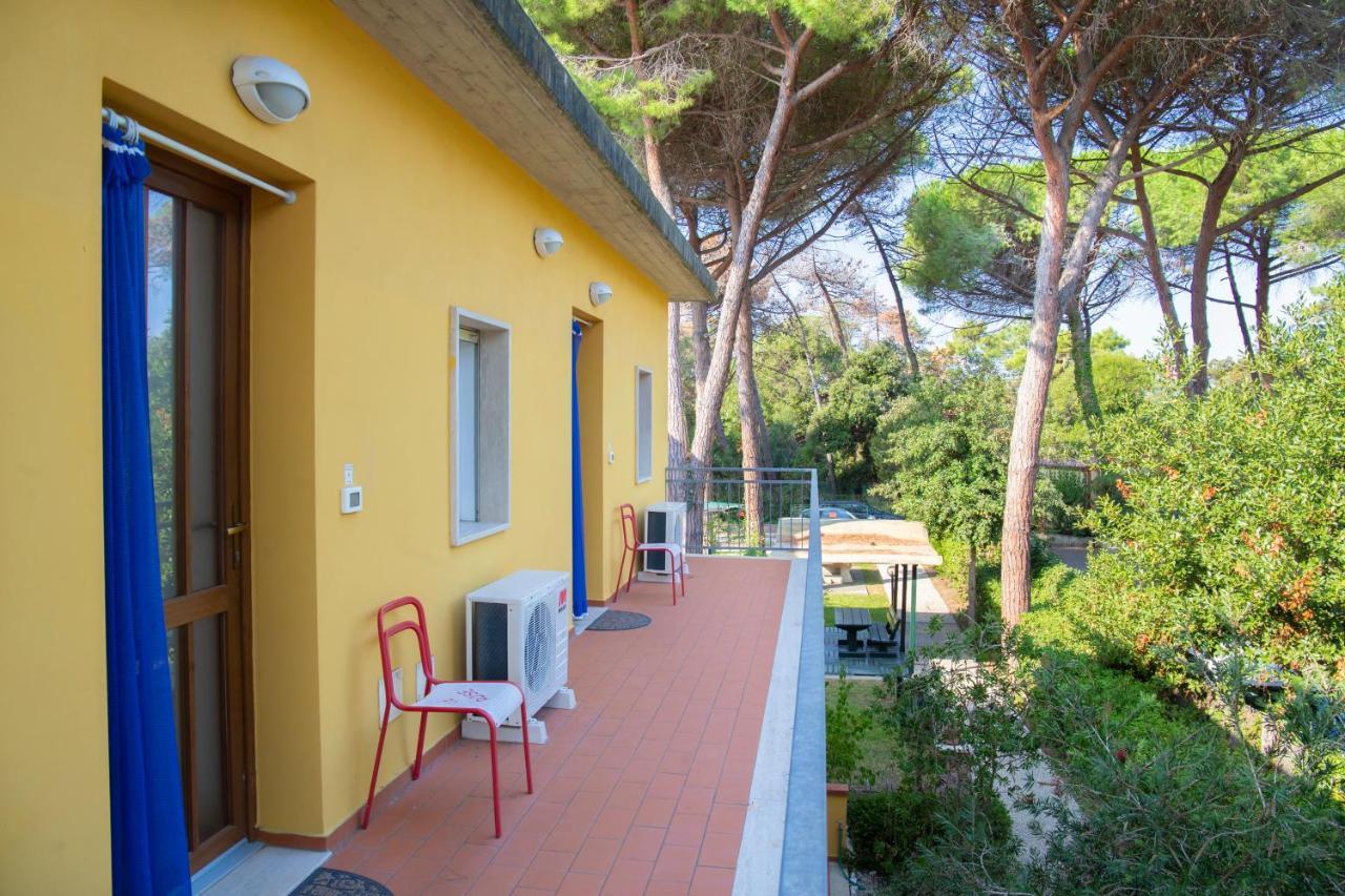 Residence Le Rose Marina Di Bibbona Exterior photo